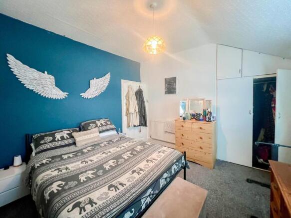 2 bed Terraced for sale Image 9