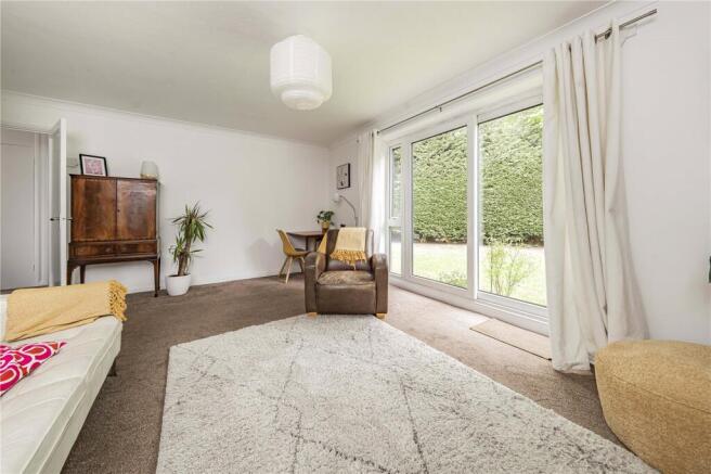 Bentley Close, 46 The Crescent, London, SW19 photo 4