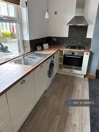 2 bed Terraced to rent Image 9