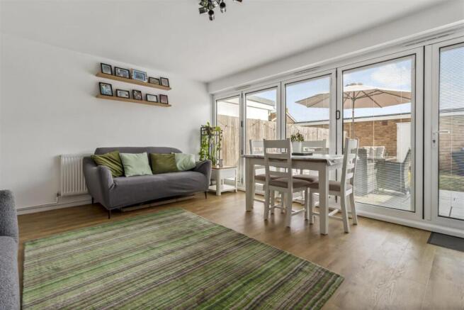 25 Galsworthy Road-008.JPG