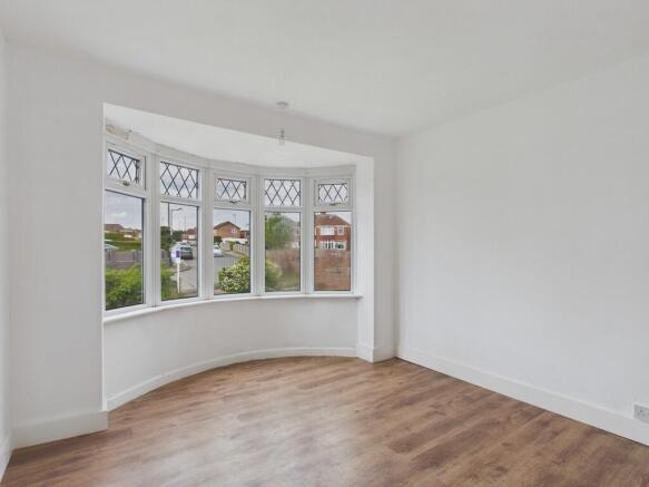 3 bed Semi-Detached for sale Image 8