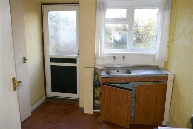 REAR KITCHEN: