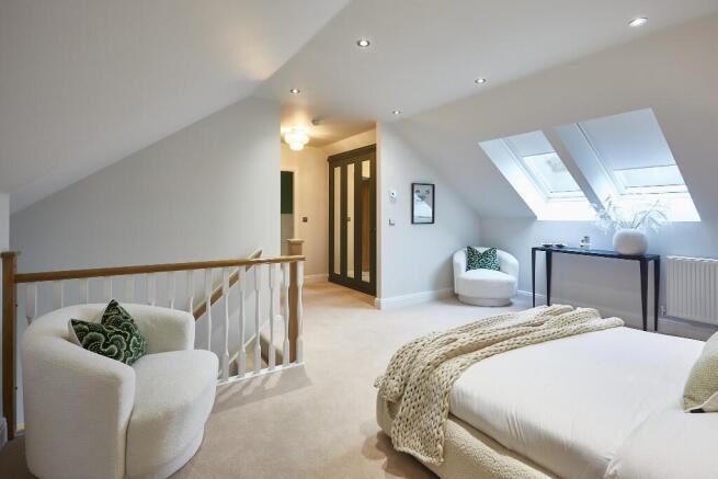 5 bed Detached for sale Image 12