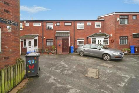 Peatfield Avenue, Manchester, M27