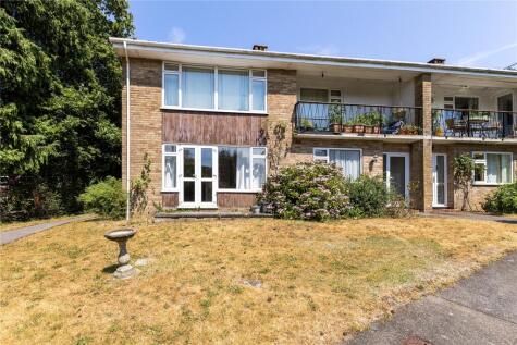 Heather Way, Hindhead, Surrey, GU26