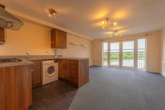 Kitchen / Living room