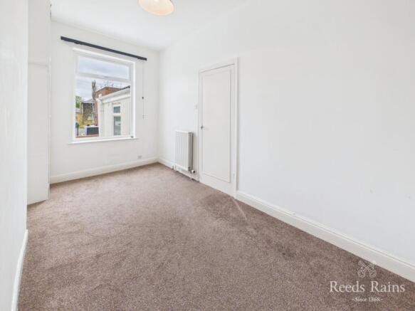 2 bed Terraced for sale Image 8