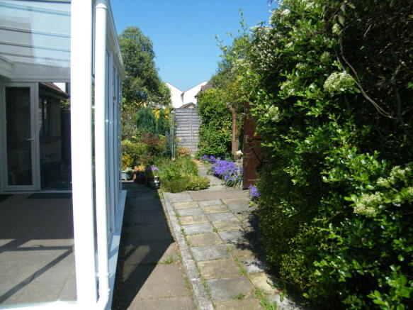 Photo 3