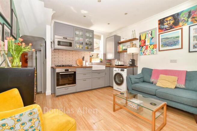 Lounge/Diner/ Kitchen