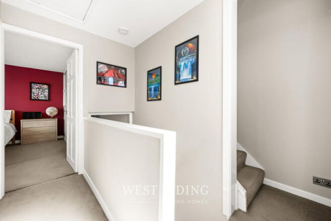 4 bed Semi-Detached for sale Image 12