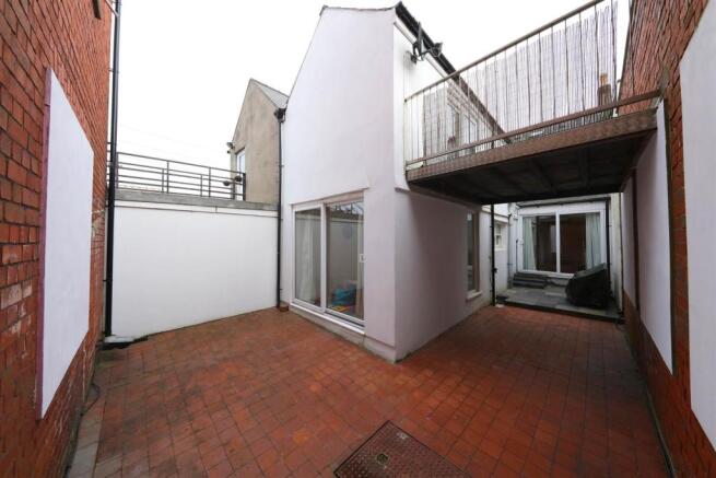 27 Severn Rd 0063.JPG