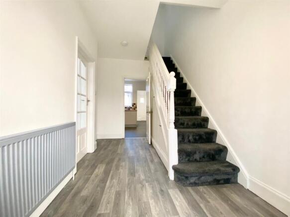 Hallway.jpg