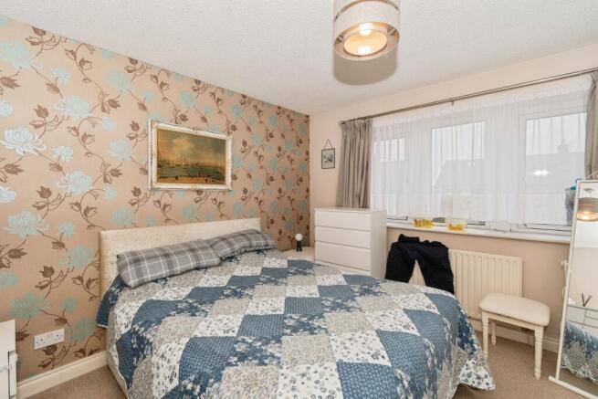 3 bed Detached for sale Image 9