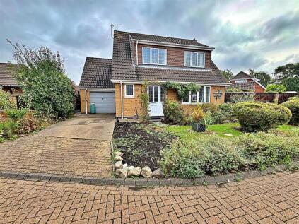 Amethyst Court, New Waltham, Grimsby, N.E. Lincs, DN36 4YR