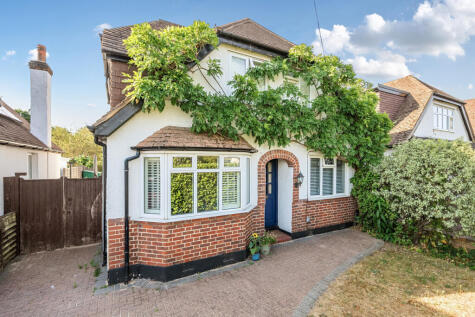 Hollies Avenue, West Byfleet, KT14
