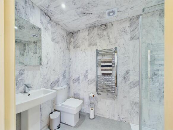 12 bed Semi-Detached for sale Image 6