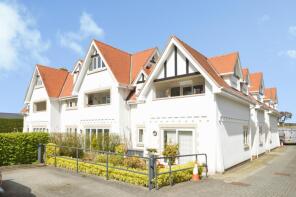 Flat 6, The Retreat, The Chantry, Llandaff, Cardiff CF5 2NT