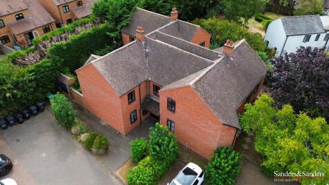 Bryan Mews, Bidford-on-Avon, Alcester, B50