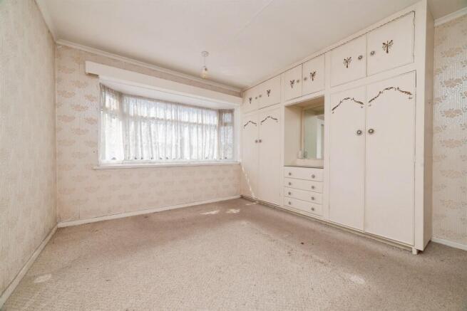 2 bed Semi-Detached Bungalow for sale Image 9