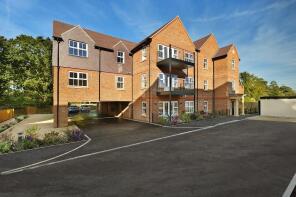 2, Oakapples, Hatch Lane, Windsor SL4 3RW