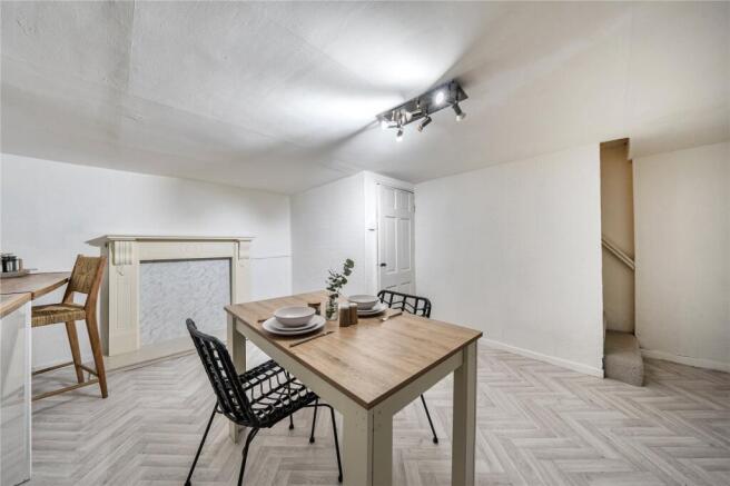 2 bed Terraced for sale Image 6