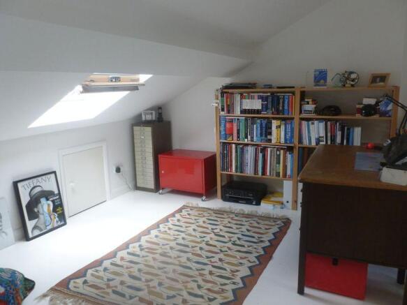 Photo 11