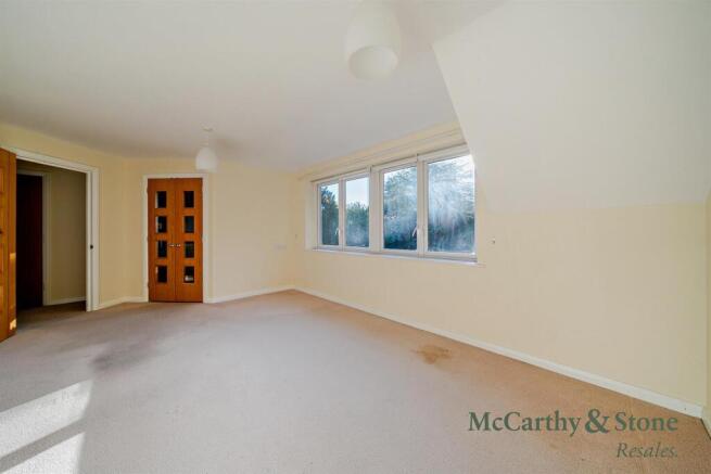 8708675-interior06-800.jpg