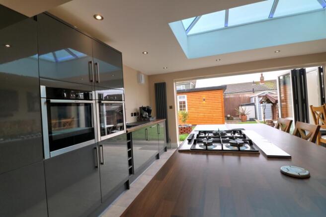 Kitchen 4