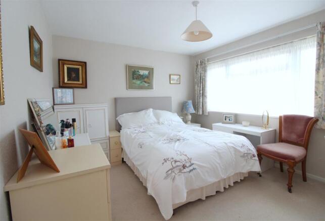 014 Willowside - Bedroom Two - 1.JPG
