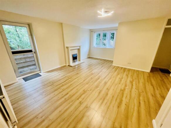 Open Plan Lounge/Dining Room