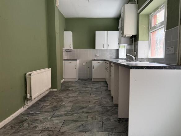 Kitchen / Dining Room