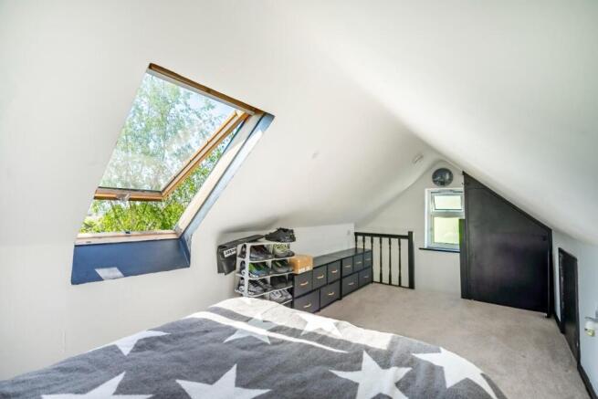 2 bed Semi-Detached for sale Image 11