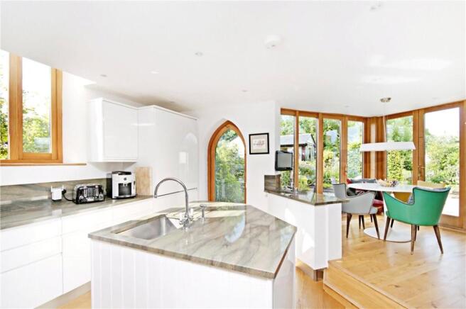 Kitchen/Breakfast Ro