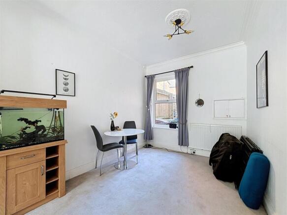4 bed House for sale Image 5