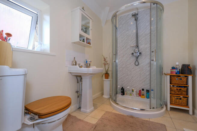 Master en-suite