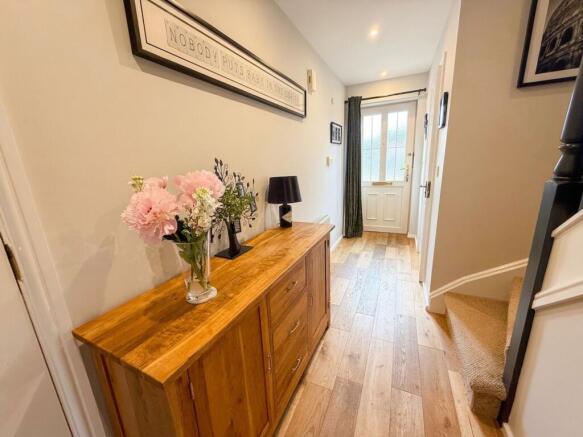 4 bed Terraced for sale Image 2
