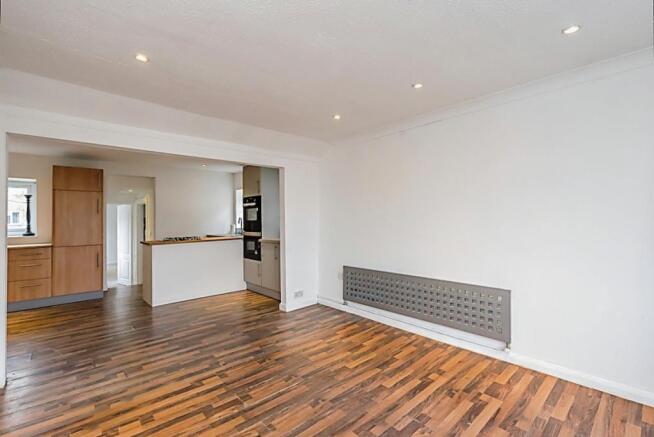 Lounge / Kitchen