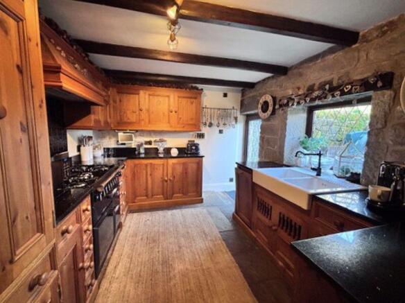4 bed Barn Conversion for sale Image 7