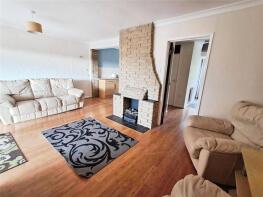 9, Sandhurst Close, Canterbury CT2 7QS