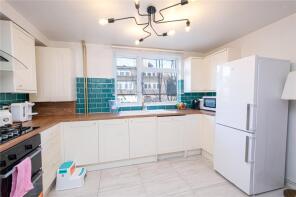 26, Annesley Walk, London N19 5DR
