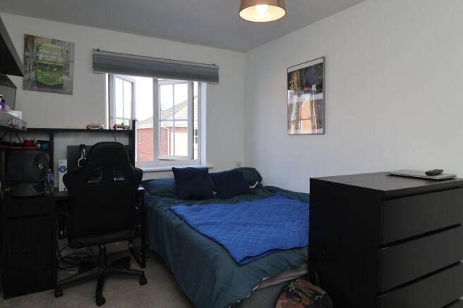 4 bed Terraced for sale Image 11