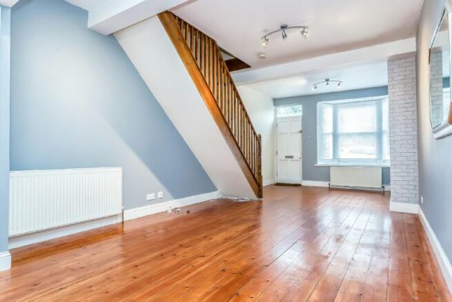 2nd Photo of Lounge