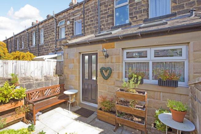 2 bed Terraced for sale Image 5