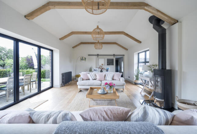 31-6819d94b0bbf0-...