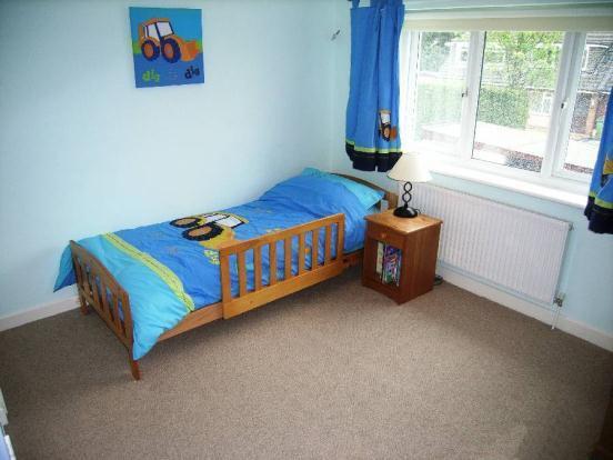 8 Bedroom 2