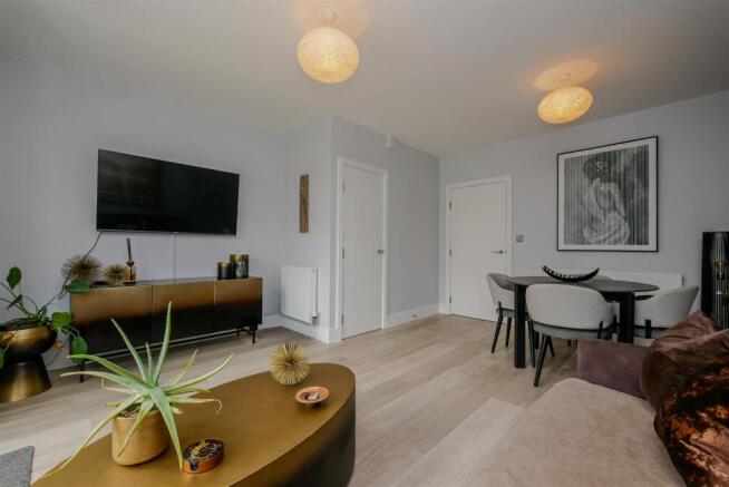 Living/Dining Room