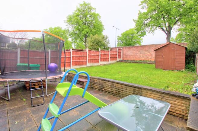 REAR GARDEN (F)
