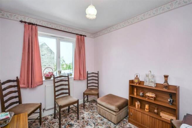 2 bed Apartment for sale Image 6