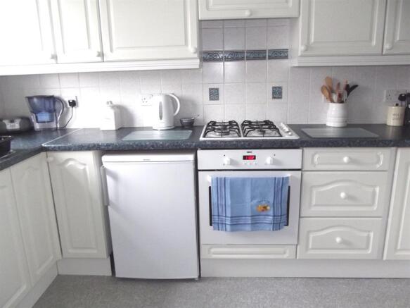 KITCHEN 2ND PHOTO