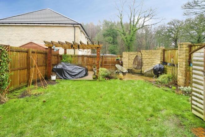3 bed Semi-Detached for sale Image 12